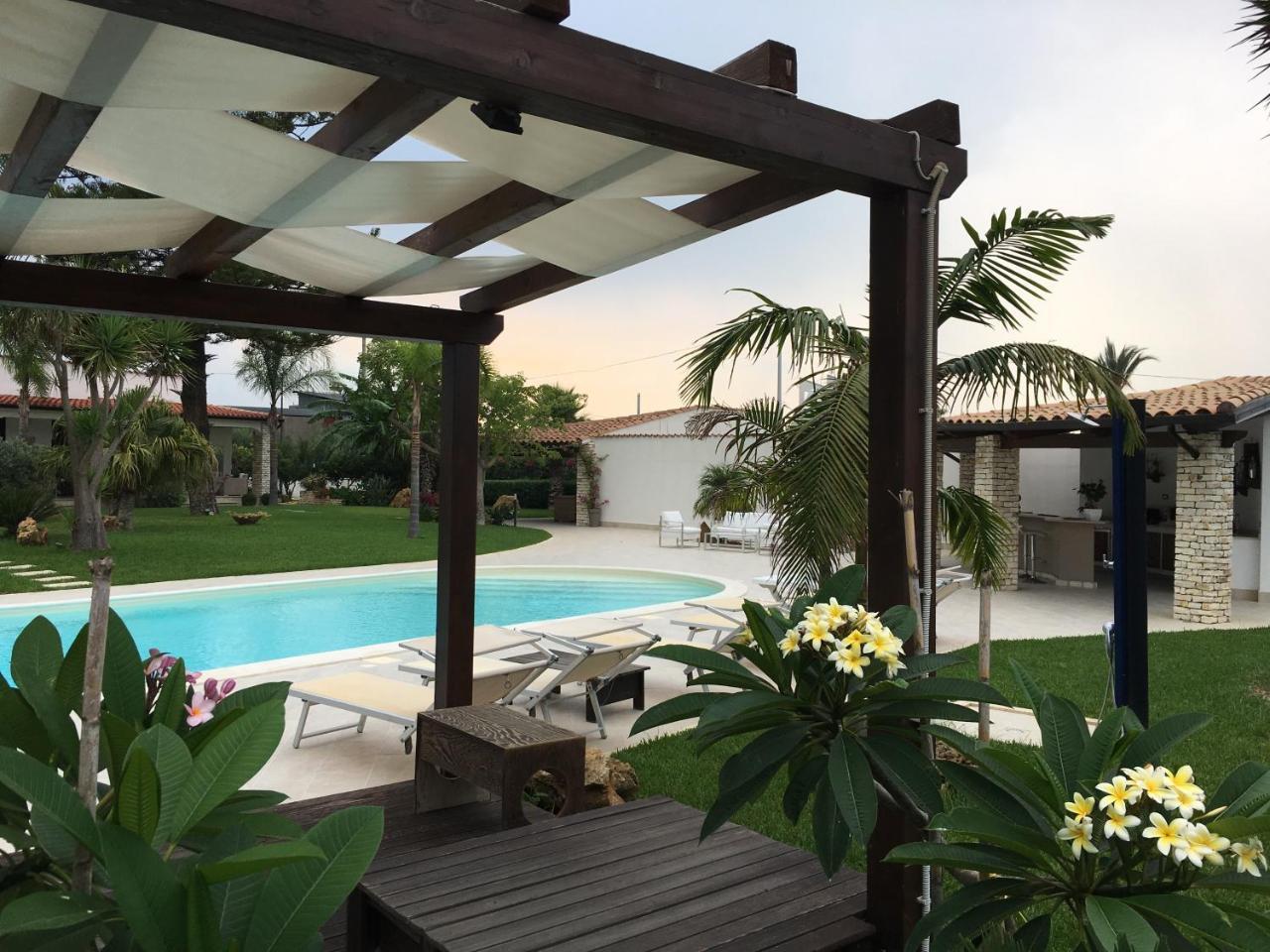 Villa Araucaria Partinico Esterno foto